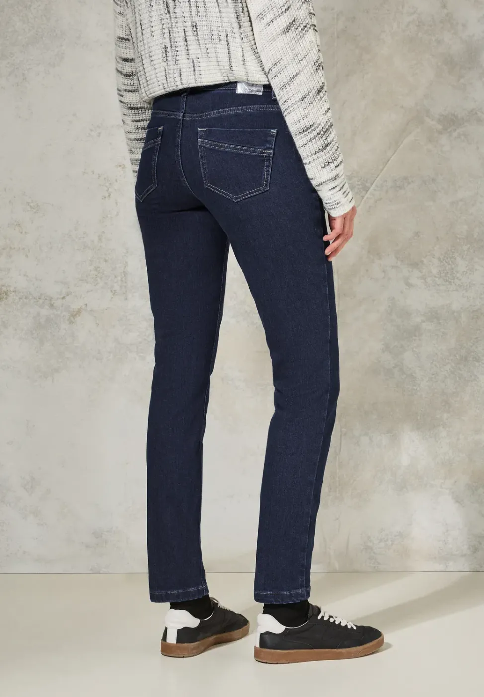 Thermo Rinsed Washed Jeans