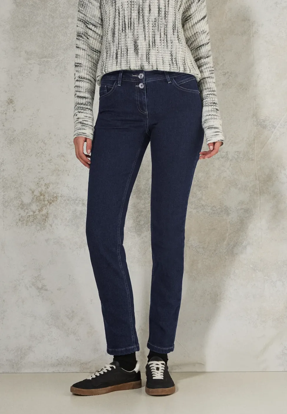 Thermo Rinsed Washed Jeans