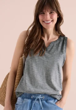 Top aus Jersey im Garment Dye Look