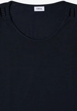 Top mit gerundetem V-Neck und Flechtdetail