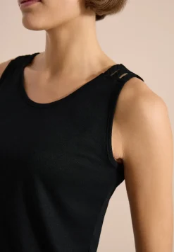 Top mit gerundetem V-Neck und Flechtdetail
