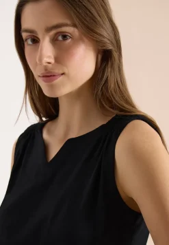 Top mit Split Neck in Unifarbe