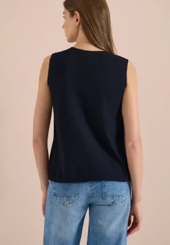 Top mit V-Neck und Crochet-Tape