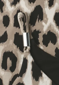 Top mit V-Neck und Deko-Detail