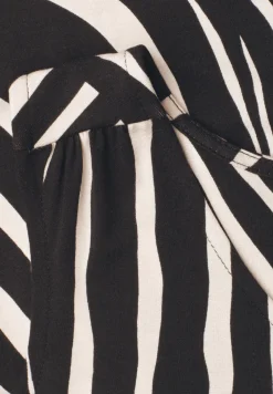 Top mit V-Neck und Elastiksaum