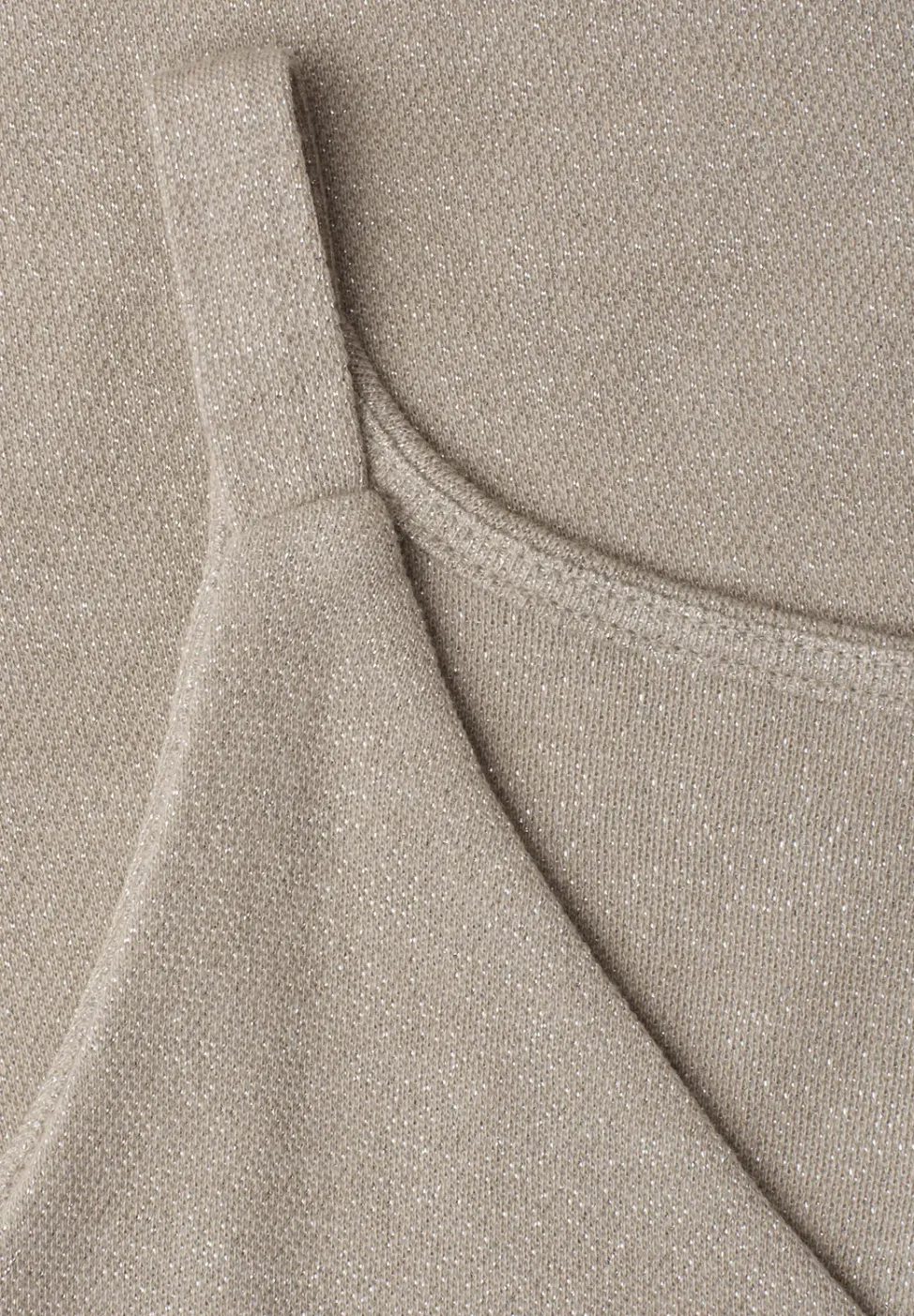 Top mit V-Neck und Glitzerdetails