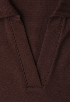 Top in Rippstruktur mit Polokragen