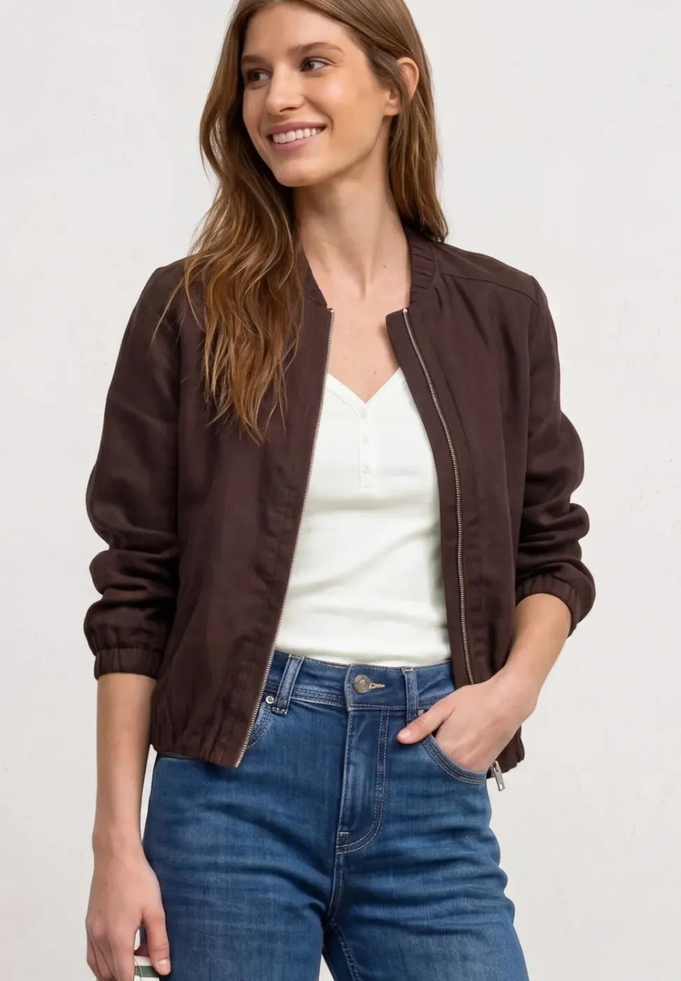 Top in Rippstruktur mit V-Neck