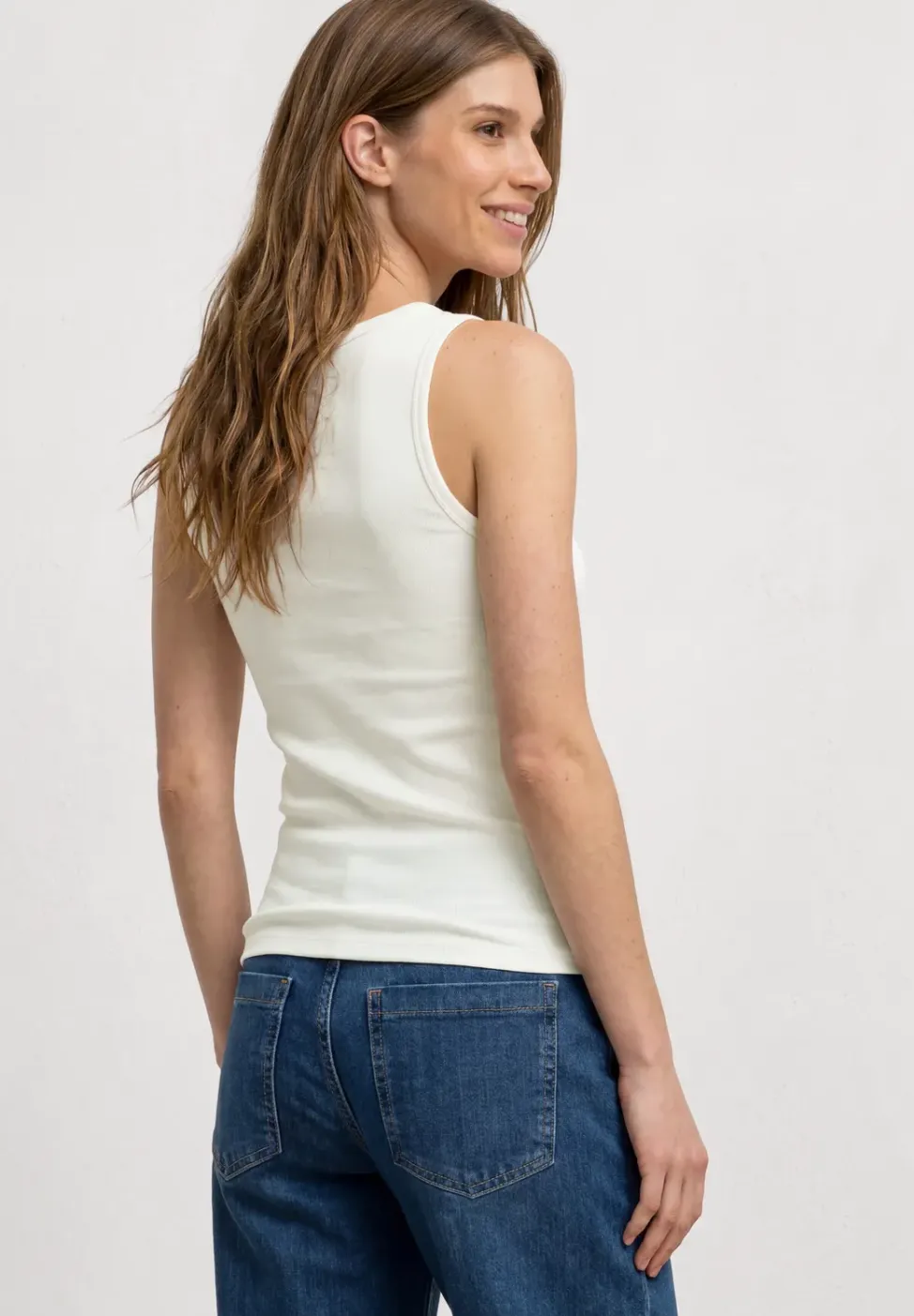 Top in Rippstruktur mit V-Neck