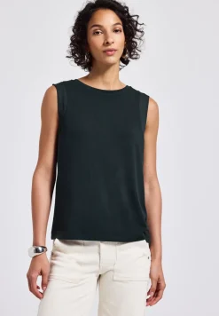 Top mit Chiffondetails