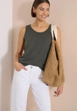 Top mit gerundetem V-Neck und Flechtdetail
