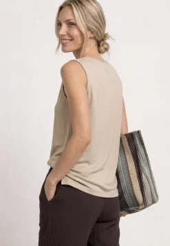Top mit Rundhals und Cut-Out-Detail