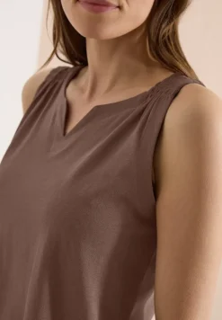 Top mit Split Neck in Unifarbe