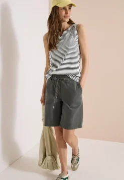 Top mit Split Neck und Streifen