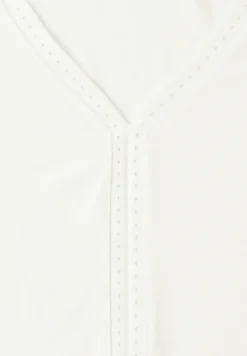 Top mit V-Neck und Crochet-Tape