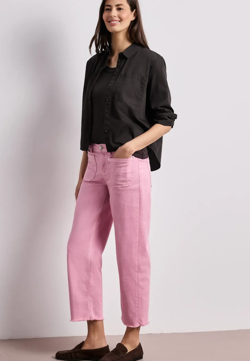 Top mit V-Neck und Deko-Detail