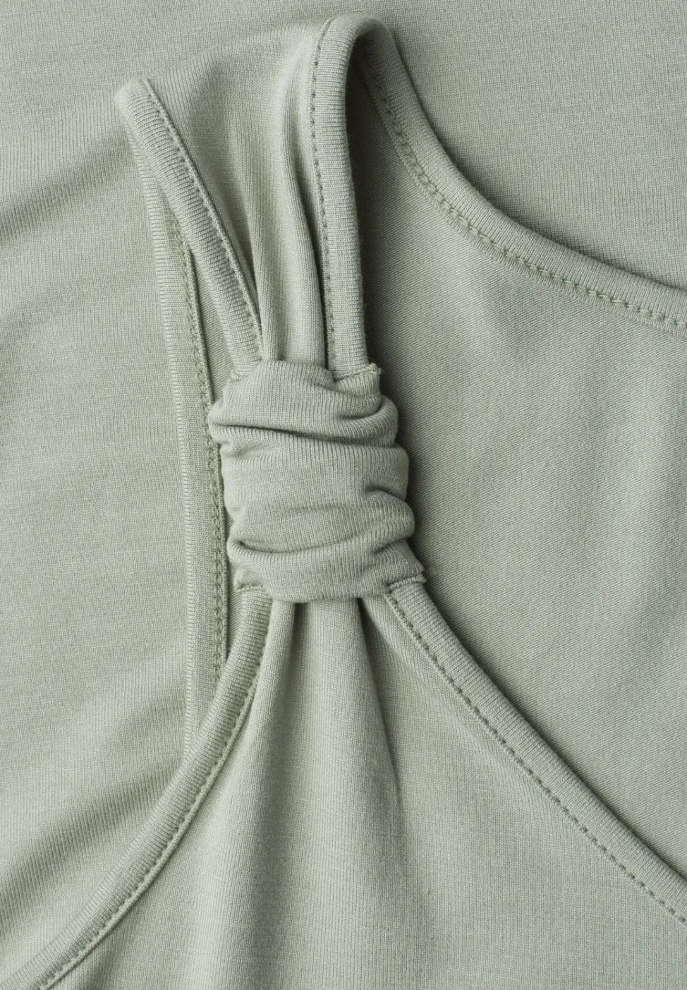 Top mit V-Neck und Knotendetail