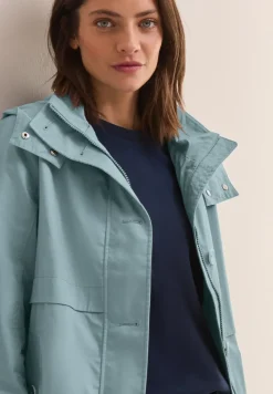 Trenchcoat