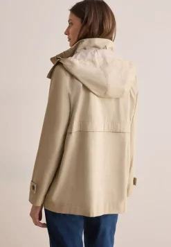 Trenchcoat