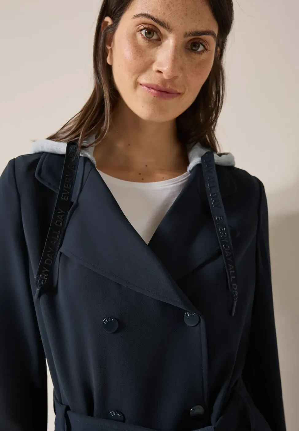Trenchcoat mit Kapuze