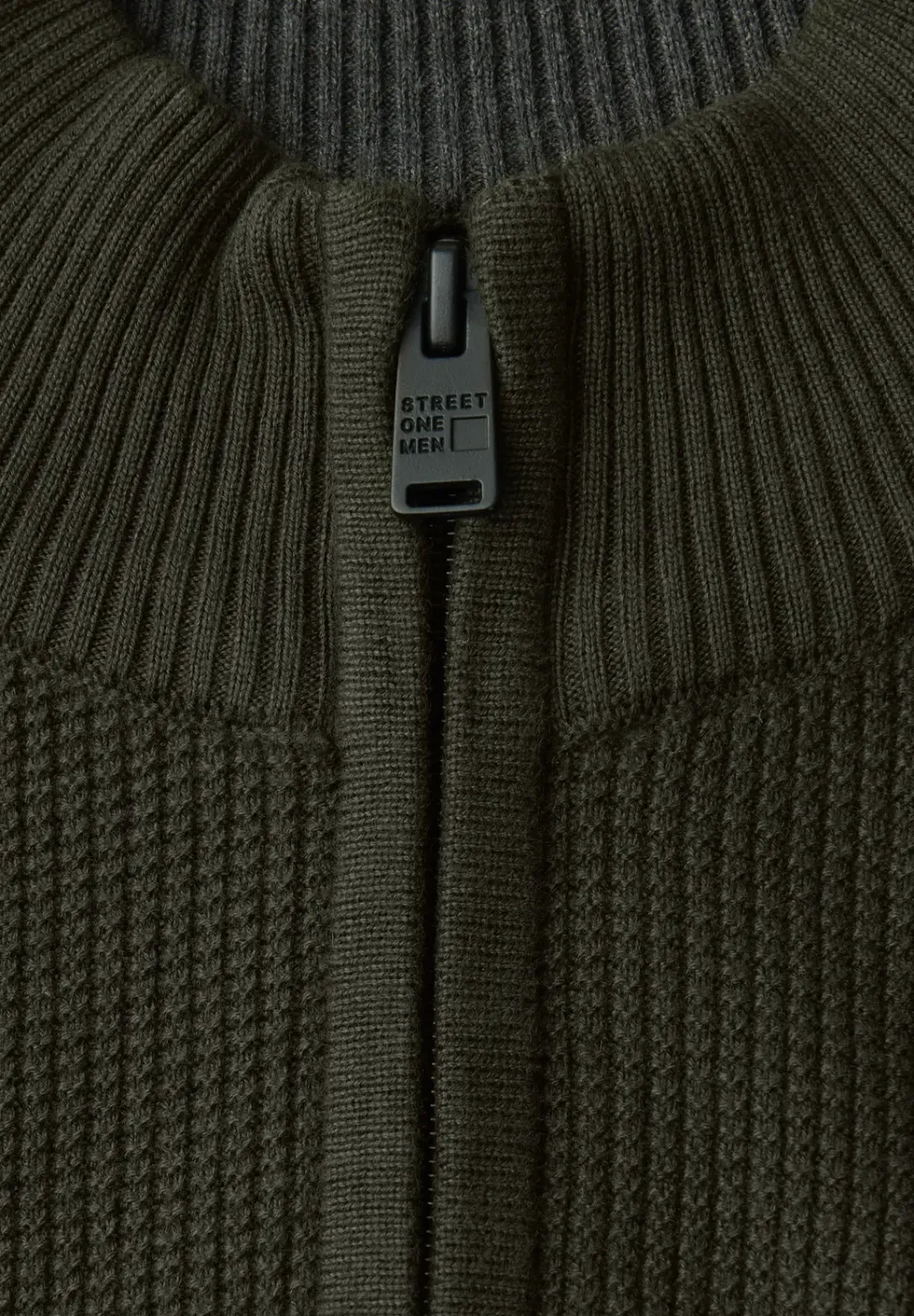 Troyer Strukturpullover