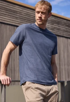T-Shirt im Yarn Dye Streifen-Look