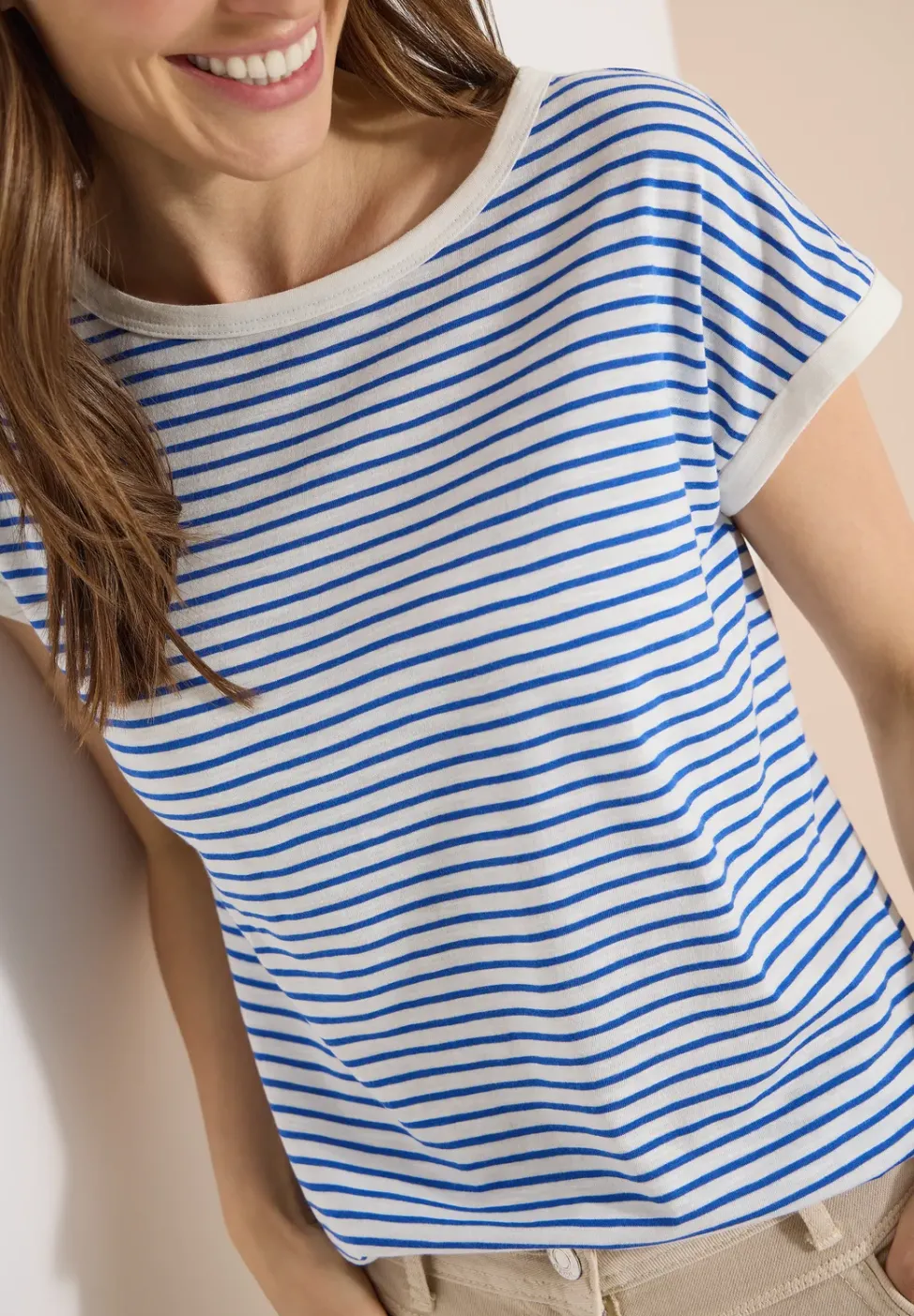 T-Shirt mit Boat Neck und Streifen