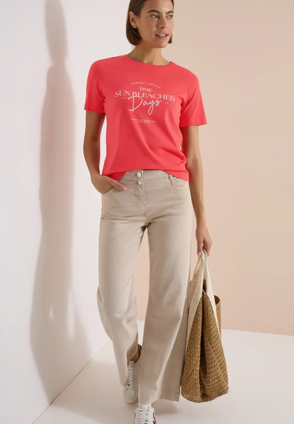 T-Shirt mit Boat Neck und Wording Artwork