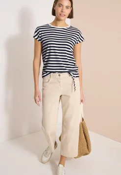 T-Shirt mit Boat Neck und Streifen