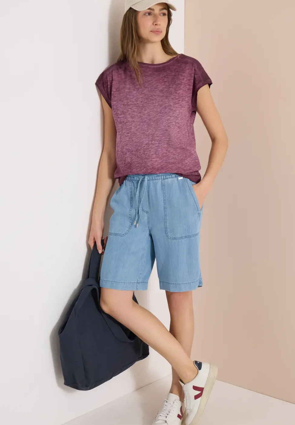T-Shirt mit Boatneck im Garment-Dye-Look