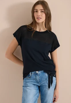 T-Shirt mit Boatneck und Mesh-Einsatz