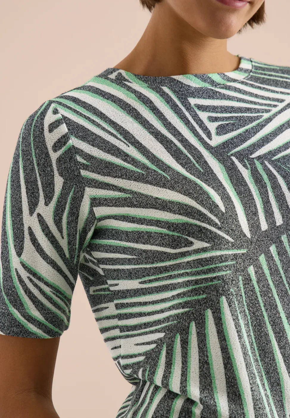 T-Shirt mit Boatneck und Print