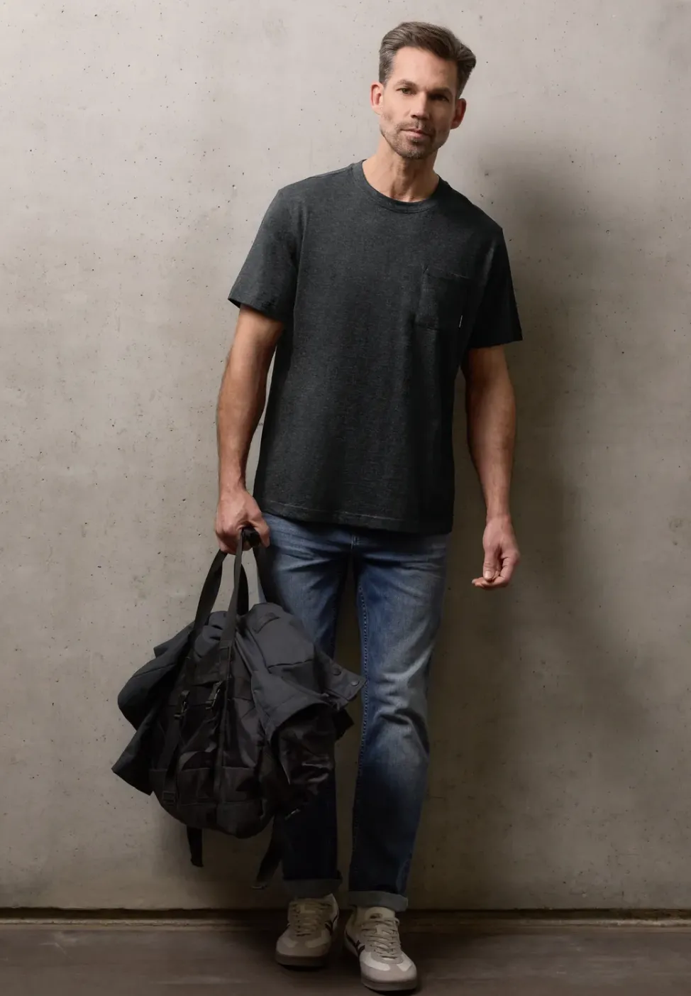 T-Shirt mit Brusttasche