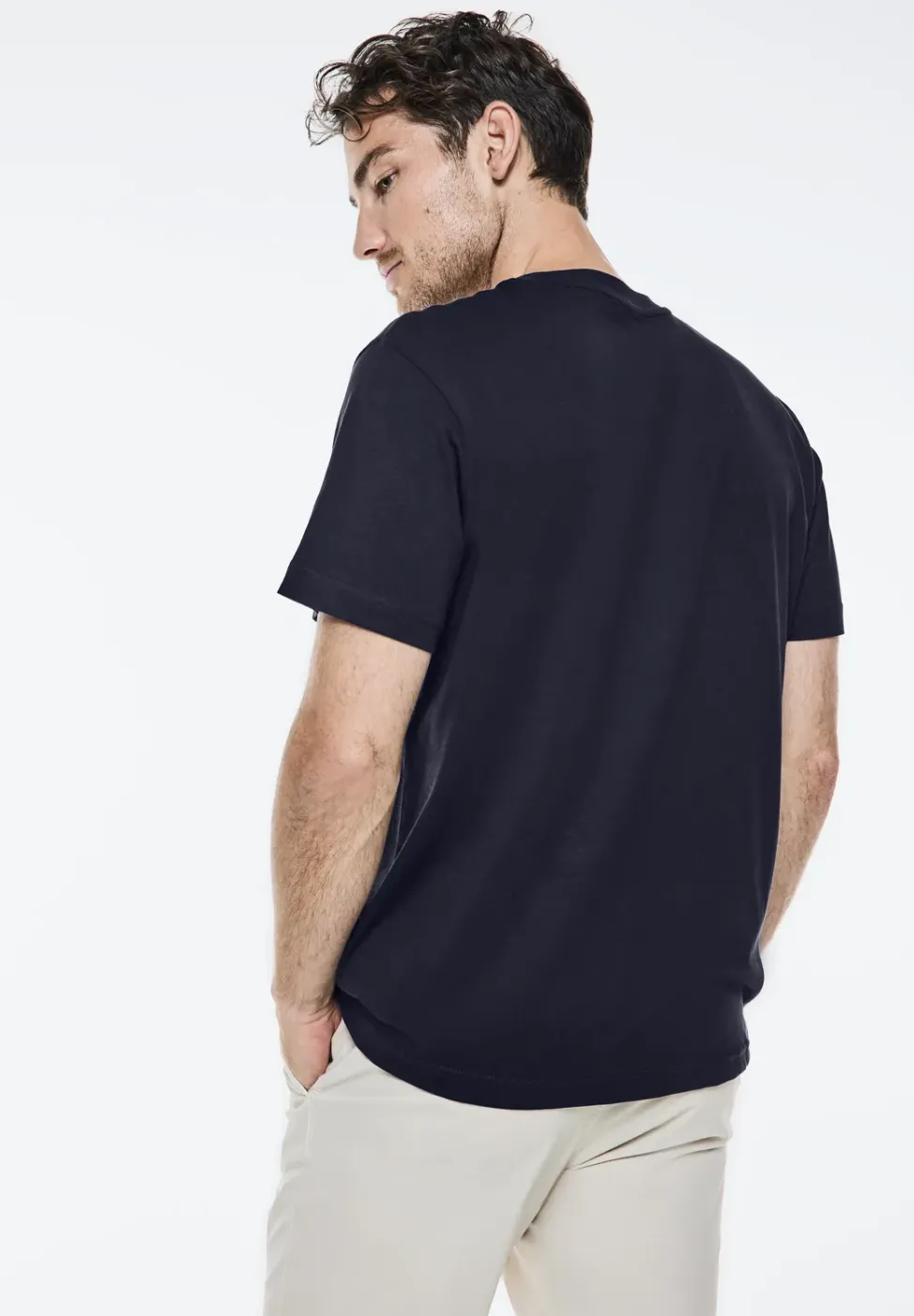 T-Shirt mit Chestartwork