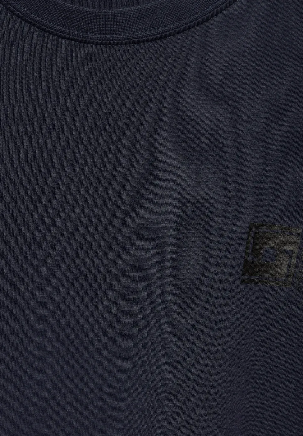 T-Shirt mit Chestartwork