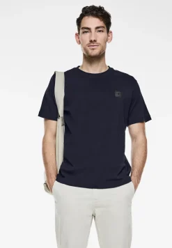 T-Shirt mit Chestartwork