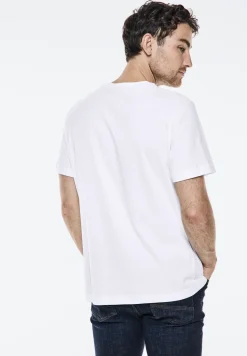 T-Shirt mit Chestartwork