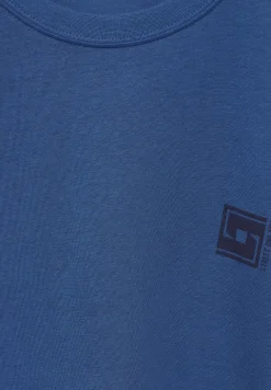 T-Shirt mit Chestartwork