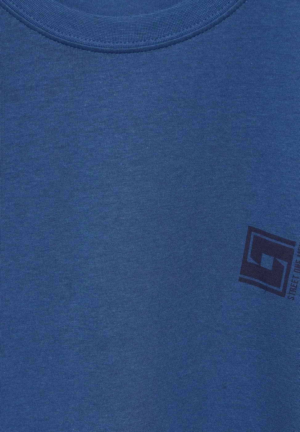 T-Shirt mit Chestartwork