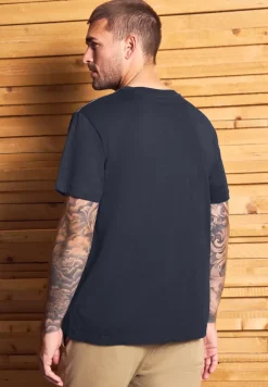 T-Shirt mit Chestprint