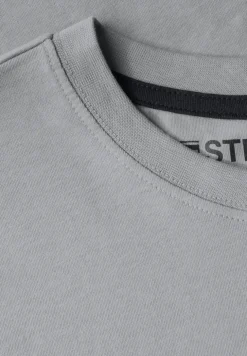 T-Shirt mit Chestprint