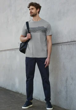 T-Shirt mit Chestprint