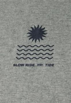 T-Shirt mit Chestprint