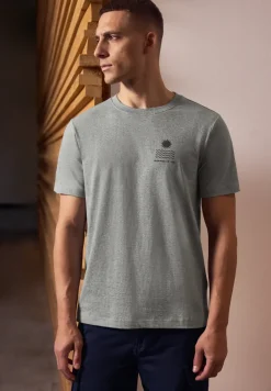 T-Shirt mit Chestprint