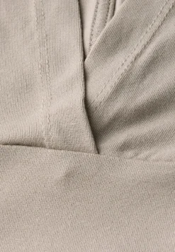 T-Shirt mit Kapuze
