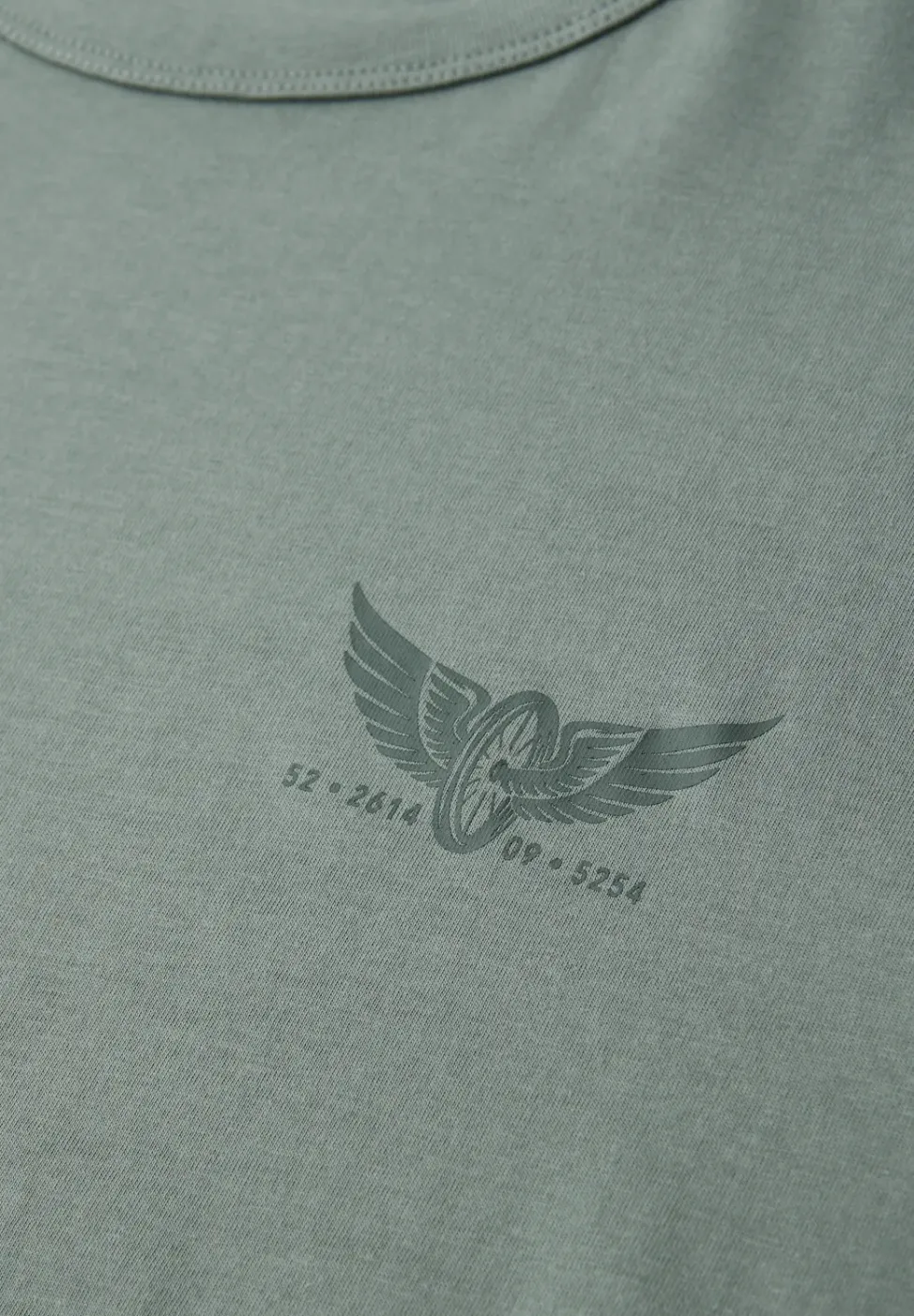T-Shirt mit kleinem Print