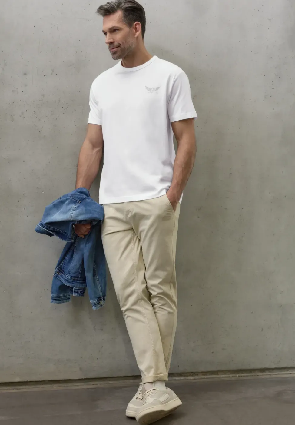 T-Shirt mit kleinem Print