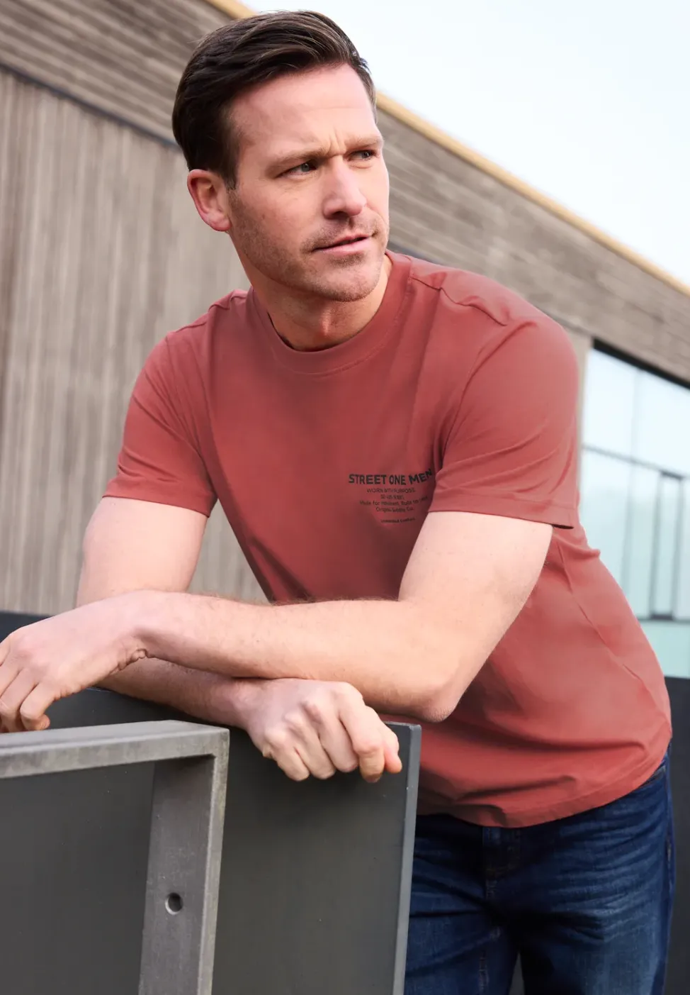 T-Shirt mit Logo-Print