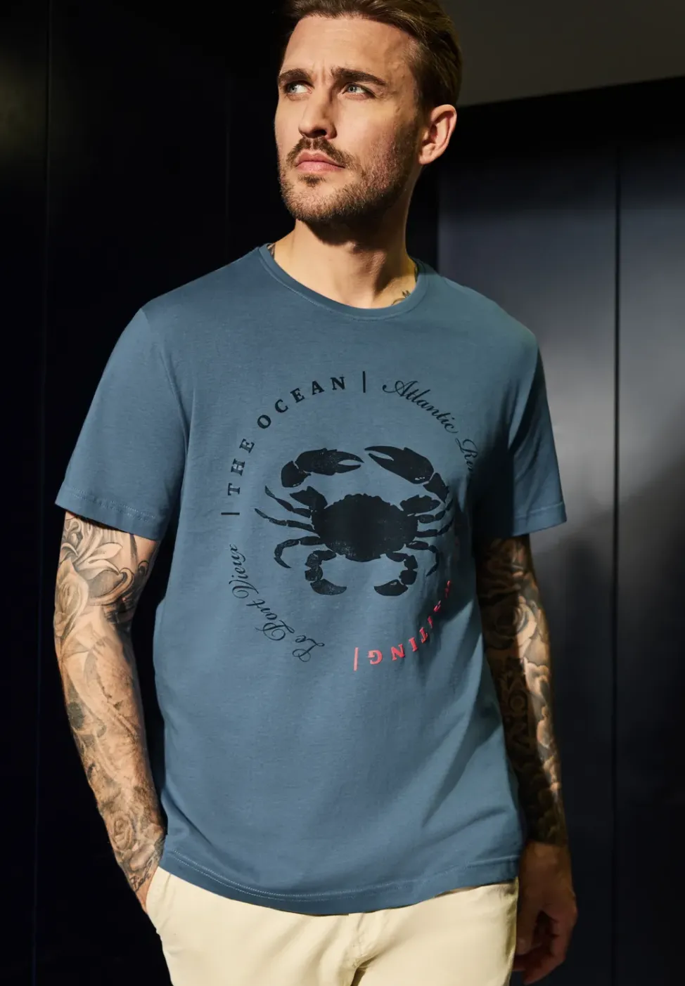 T-Shirt mit maritimem Print