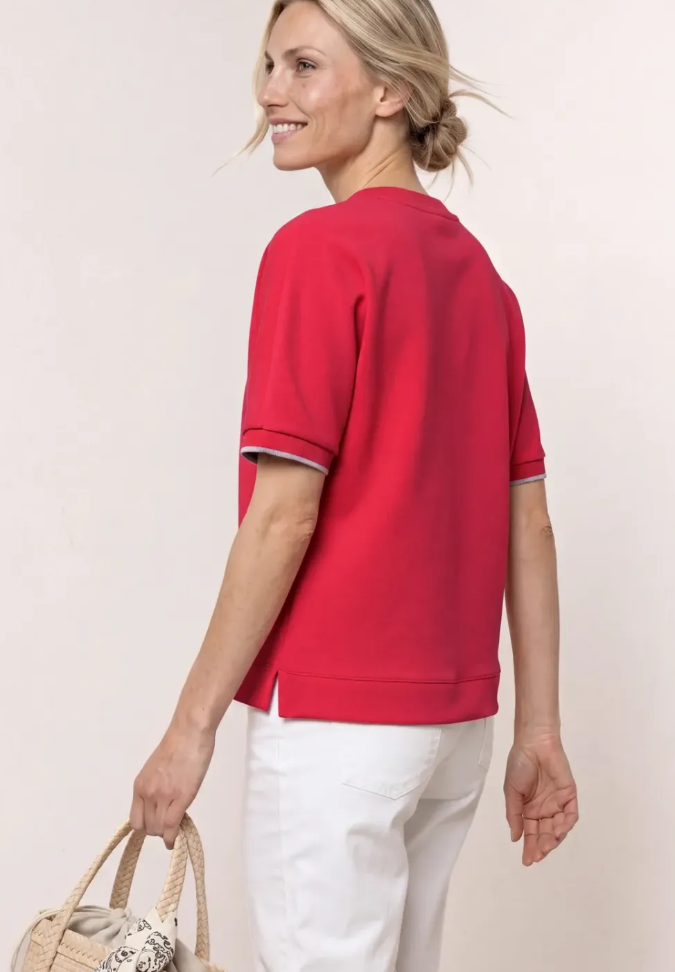 T-Shirt mit Rundhals im Silk-Look